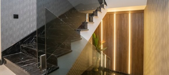 Villa 4+1 à Antalya, Turkey No. 34038 3