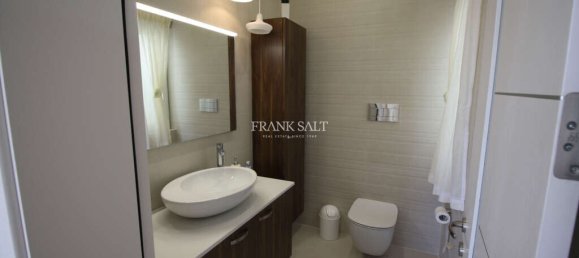 2 bedrooms Penthouse in Mgarr, Malta No. 10776 6