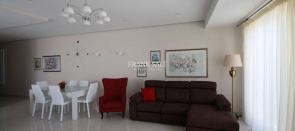 2 bedrooms Penthouse in Mgarr, Malta No. 10776 2