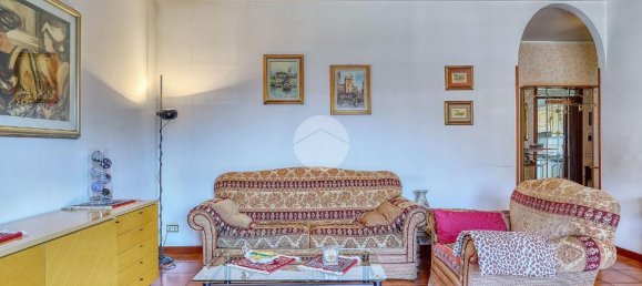 4-salle Appartement à Busto Arsizio, Italy No. 218209 6