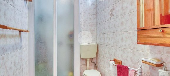 4-salle Appartement à Busto Arsizio, Italy No. 218209 15