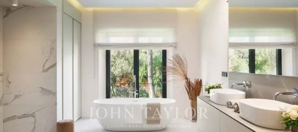 6 bedrooms Villa in La Colle-sur-Loup, France No. 349440 11