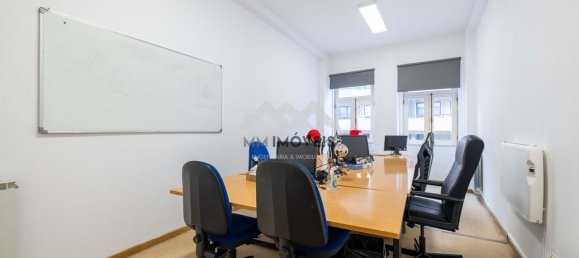 9 bedrooms Building in Porto, Portugal No. 145277 22