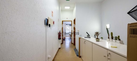 9 bedrooms Building in Porto, Portugal No. 145277 34