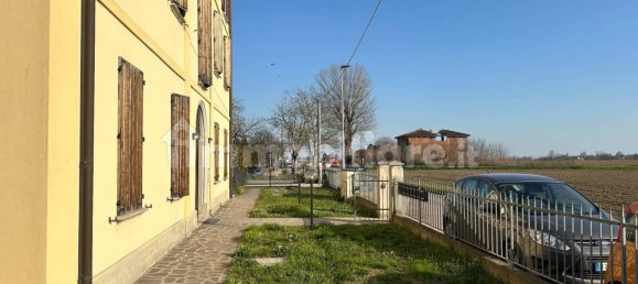 2 bedrooms Apartment in Sant'Agata Bolognese, Italy No. 152223 2