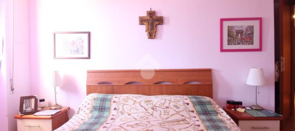 Квартира с 3 спальнями в Помеция, Италия № 359949 18