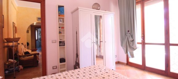 Квартира с 3 спальнями в Помеция, Италия № 359949 26