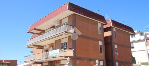 Квартира с 3 спальнями в Помеция, Италия № 359949 41