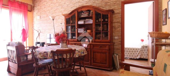 Квартира с 3 спальнями в Помеция, Италия № 359949 10