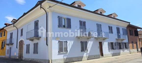 2 bedrooms Apartment in Piobesi Torinese, Italy No. 303218 2