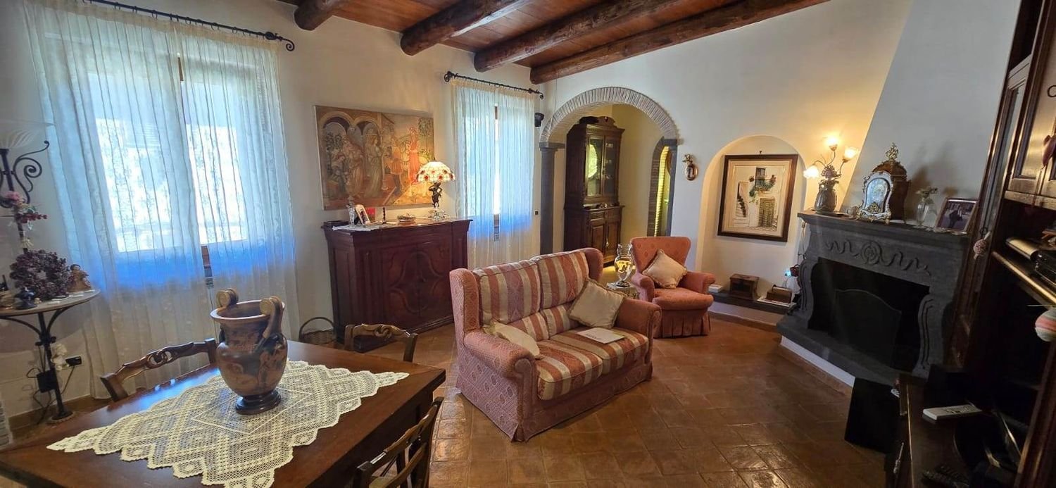 6-Zimmer Wohnung in Monte Romano, Italy, Nr. 303406