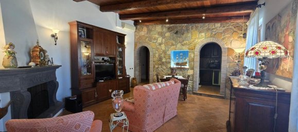 6-Zimmer Wohnung in Monte Romano, Italy, Nr. 303406 5