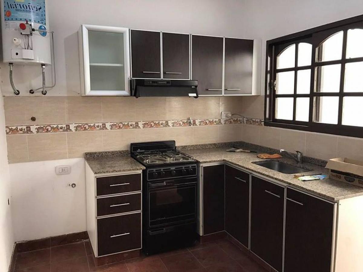 2 chambres Appartement à Lanus, Argentina No. 55828