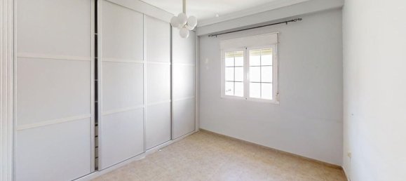 Apartamento de 4 dormitorios en Antequera, Spain No. 173107 7