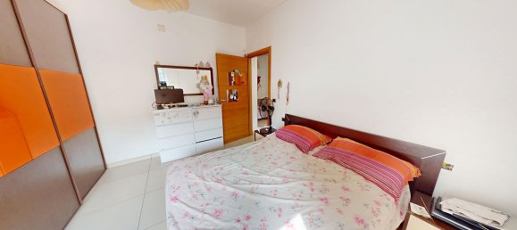 Apartamento de 3 dormitorios en Pomigliano d'Arco, Italy No. 337832 12