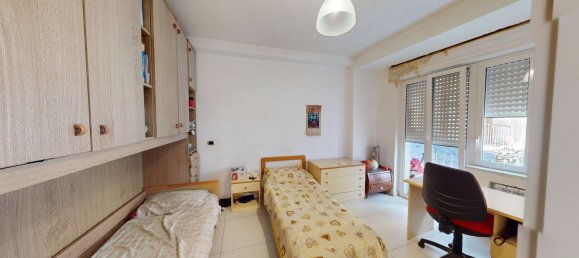 Apartamento de 3 dormitorios en Pomigliano d'Arco, Italy No. 337832 15
