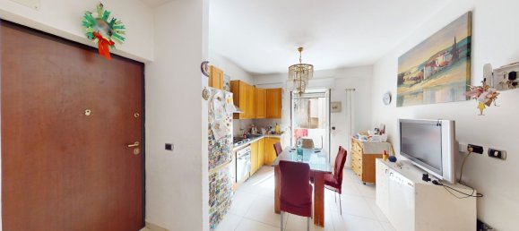 Apartamento de 3 dormitorios en Pomigliano d'Arco, Italy No. 337832 5