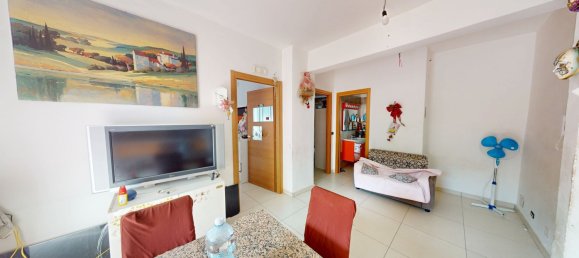 Apartamento de 3 dormitorios en Pomigliano d'Arco, Italy No. 337832 9