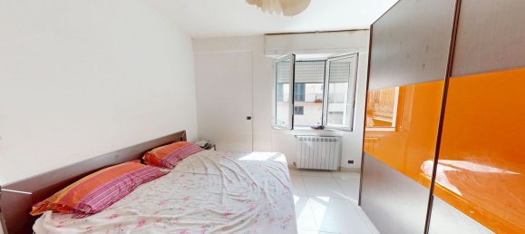 Apartamento de 3 dormitorios en Pomigliano d'Arco, Italy No. 337832 11