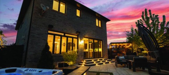 4 غرف نوم منزل في Hamilton, Canada رقم 823 3