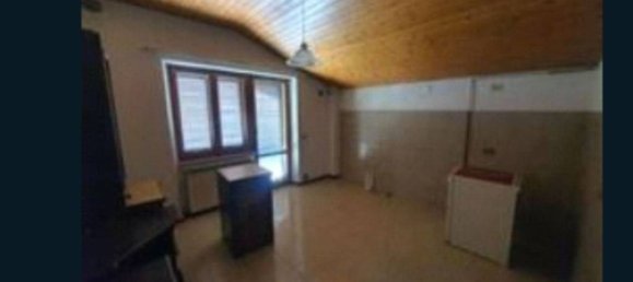 3 rooms Apartment in Frontone, Italy No. 11064 6