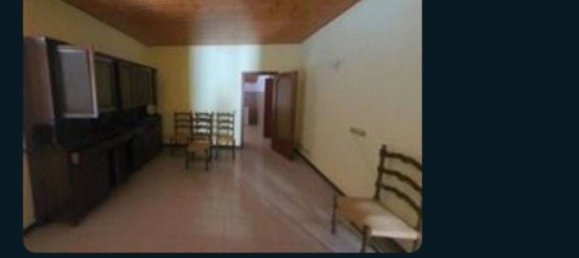 3 rooms Apartment in Frontone, Italy No. 11064 4