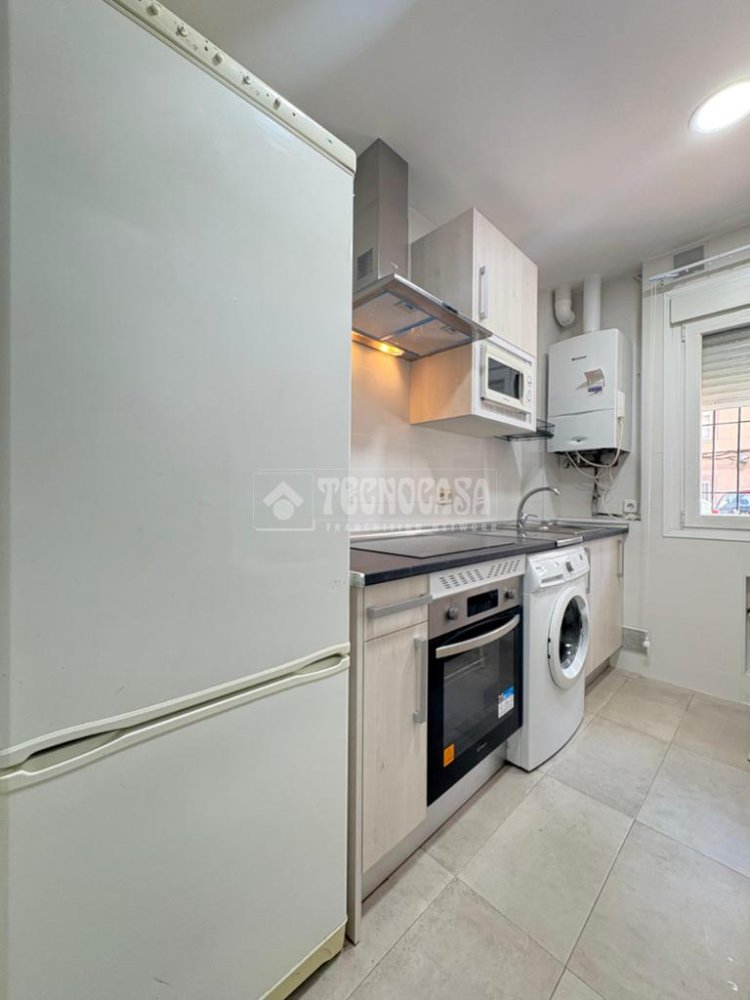 Apartamento de 3 habitaciónes en Getafe, Spain No. 144019