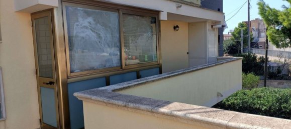 4 rooms Apartment in Taranto, Italy No. 115004 23