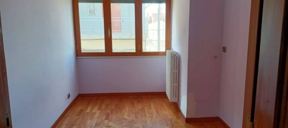4 rooms Apartment in Taranto, Italy No. 115004 19