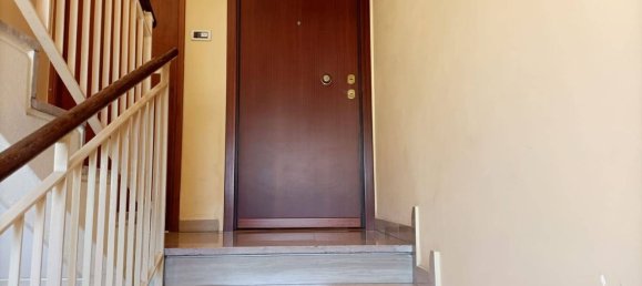 4 rooms Apartment in Taranto, Italy No. 115004 9