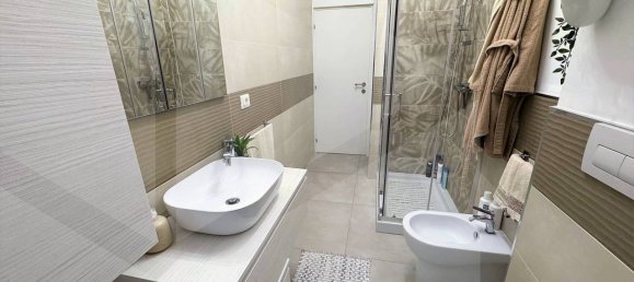 3غرفة شقة في Bologna, Italy رقم 17500 16