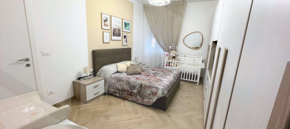 3غرفة شقة في Bologna, Italy رقم 17500 19