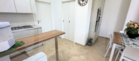 3غرفة شقة في Bologna, Italy رقم 17500 9