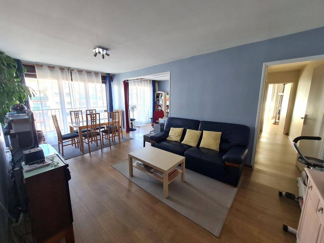 3 chambres Appartement à Juvisy-sur-Orge, France No. 118051