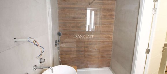 3 bedrooms Apartment in Swieqi, Malta No. 9564 9