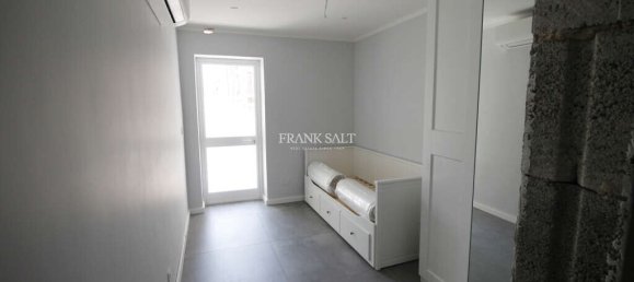 3 bedrooms Apartment in Swieqi, Malta No. 9564 3