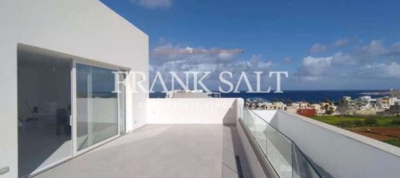 3 bedrooms Penthouse in Bahar ic-Caghaq, Malta No. 4541 2