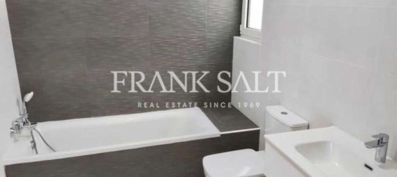 3 bedrooms Penthouse in Bahar ic-Caghaq, Malta No. 4541 21