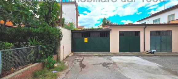 Garaje en Montecatini Terme, Italy 20 m² No. 351291 2