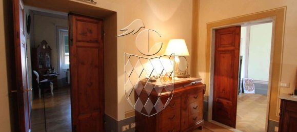 3 bedrooms Penthouse in Sarzana, Italy No. 90239 7