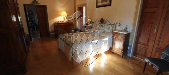3 bedrooms Penthouse in Sarzana, Italy No. 90239 8