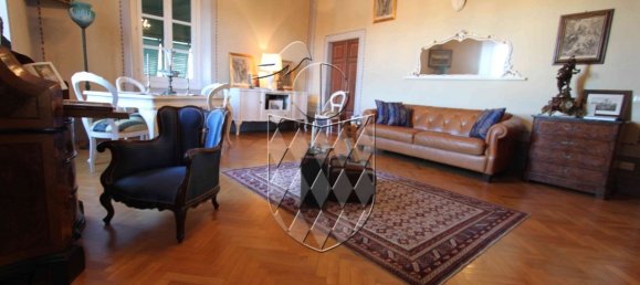 3 bedrooms Penthouse in Sarzana, Italy No. 90239 14