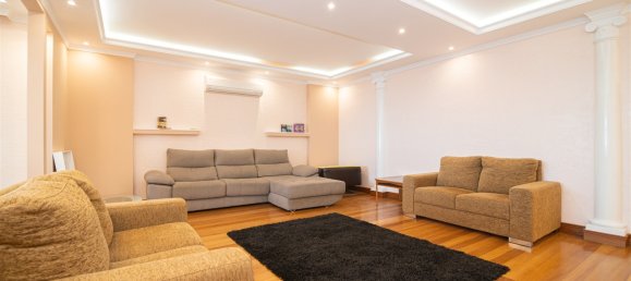 4 bedrooms Apartment in Funchal, Portugal No. 122521 3