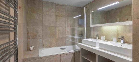 2 Schlafzimmer Wohnung in Courchevel, France, Nr. 358610 3