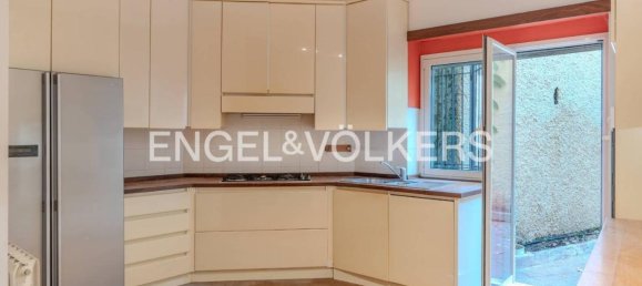 10 rooms Apartment in Genoa, Italy No. 152298 7