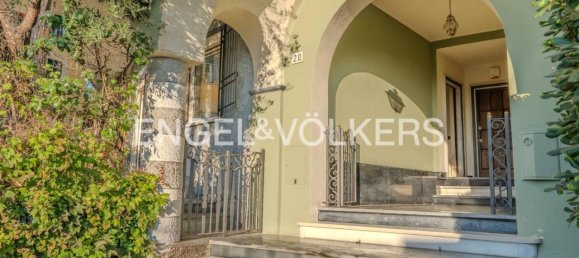 10 rooms Apartment in Genoa, Italy No. 152298 2