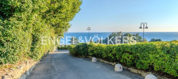 10 rooms Apartment in Genoa, Italy No. 152298 4