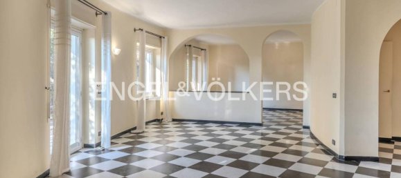10 rooms Apartment in Genoa, Italy No. 152298 9