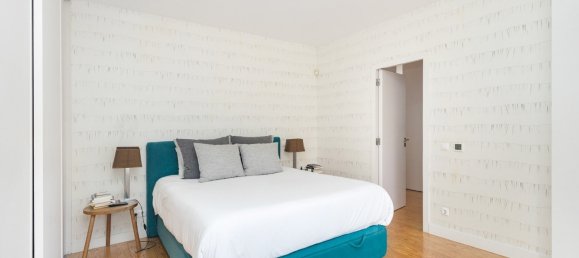 5 bedrooms Villa in Cascais, Portugal No. 104358 12