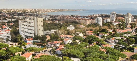 5 bedrooms Villa in Cascais, Portugal No. 104358 20